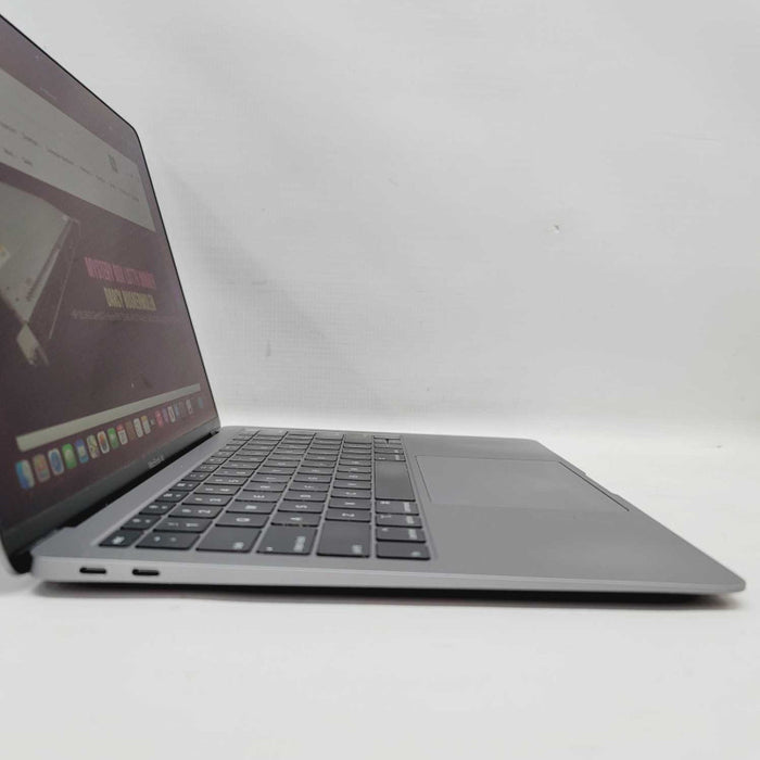 MacBook Air Retina 13-inch 2018 with i5-8210Y CPU 16GB RAM & 250GB Storage =