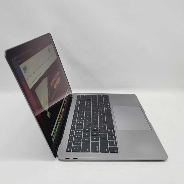 MacBook Air Retina 13-inch 2018 with i5-8210Y CPU 16GB RAM & 250GB Storage =