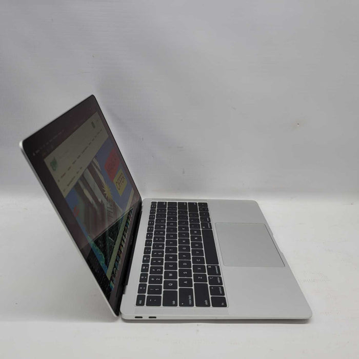 MacBook Air Retina 13-inch 2018 with i5-8210Y CPU 16GB RAM & 120GB Storage =