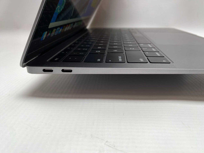 MacBook Air retina 13-inch 2019 with i5-8210Y CPU 16GB RAM & 250GB Storage  -