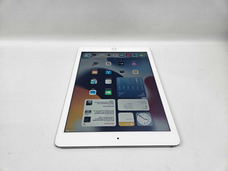 Apple iPad Air 2 32GB WiFi Only-White A1566 *READ*