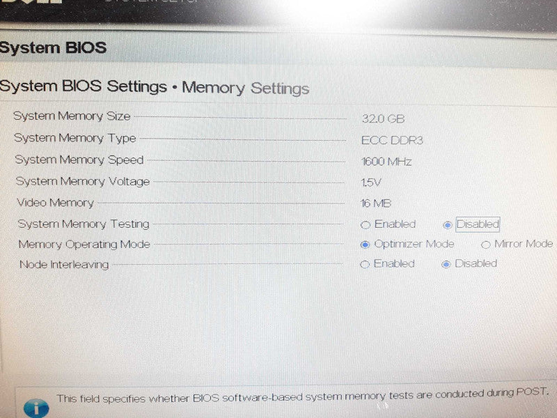 Dell PE R720 2x Xeon E5-2667 2.9GHz 32GB ECC DDR3 8x 3.5\\" No RAID/HDDs $