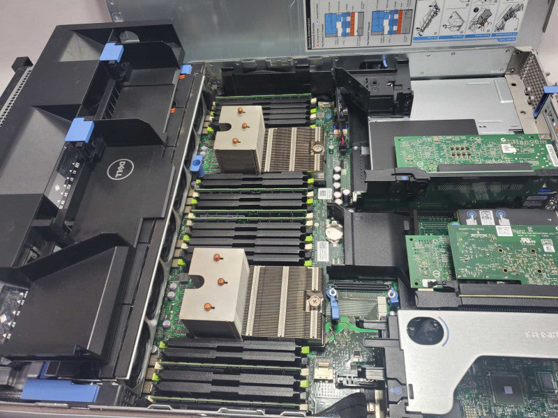 Dell PE R720 2x Xeon E5-2650 2.0GHz 8C/96GB ECC, NO RAID/HDDs, 8x3.5\\" Bays. ~