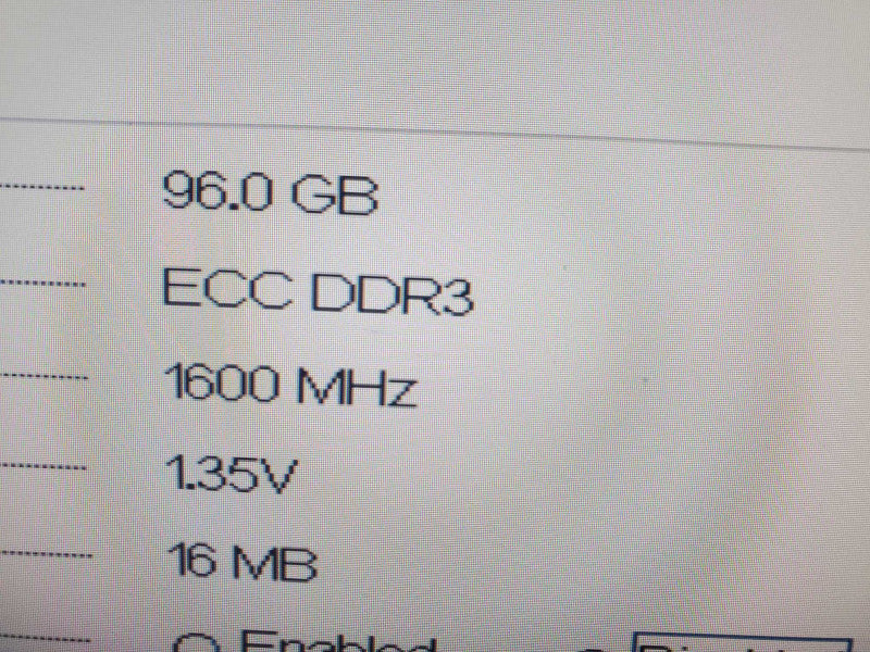 Dell PE R720 2x Xeon E5-2650 2.0GHz 8C/96GB ECC, NO RAID/HDDs, 8x3.5\\" Bays. ~