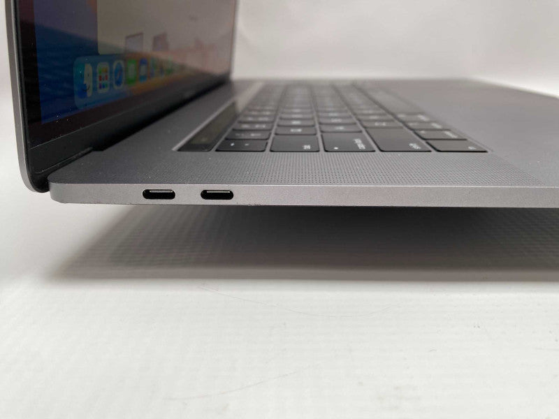 MacBook Pro Touchbar 15-inch 2018 with i7-8850H CPU 16GB RAM & 500GB Storage  -