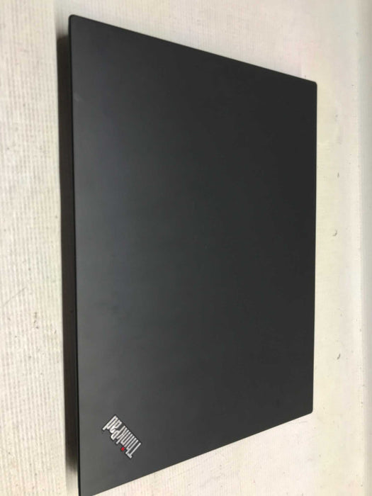 Lenovo TP E495 14\\" Ryzen 5 3500U Radeon Vega 8 16GB DDR4 500GB