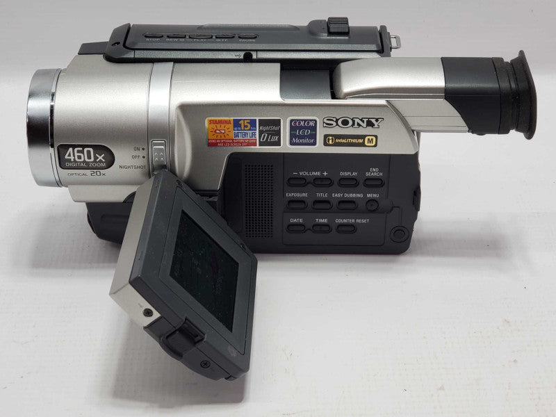 Sony Handycam Vision CCD-TRV108 Video Hi8 Camcorder |