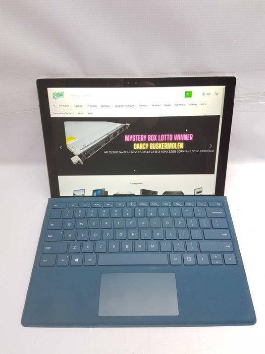 Microsoft Surface Pro 4 i5-6300U @ 2.40ghz / 4gb ram / READ #