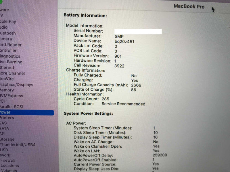 MacBook Pro Touchbar (2016) 13 inch w/ i7-6567U cpu, 16GB RAM 250GB **READ**