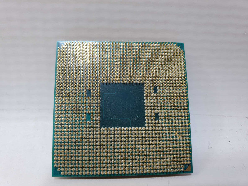 AMD Ryzen 5 PRO 3400G @ 3.7Ghz [Read] (