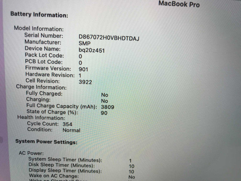 MacBook Pro Touchbar (2016) 13 inch with i7-6567U cpu, 16GB RAM 250GB **READ*