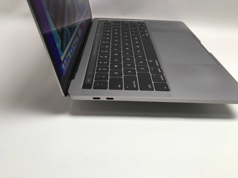 MacBook Pro (2016) 13 inch with i7-6567U cpu, 16GB RAM 250GB