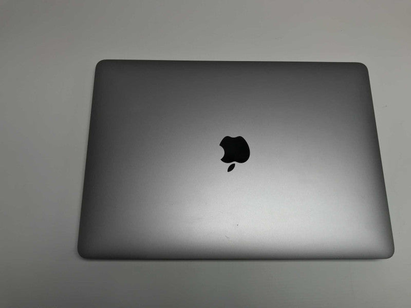 MacBook Pro (2016) 13 inch with i7-6567U cpu, 16GB RAM 250GB