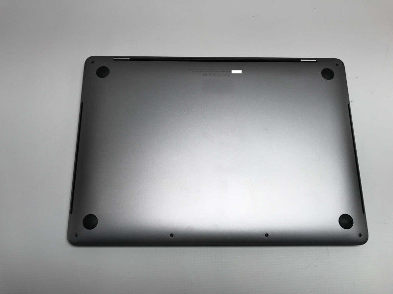 MacBook Pro (2016) 13 inch with i7-6567U cpu, 16GB RAM 250GB