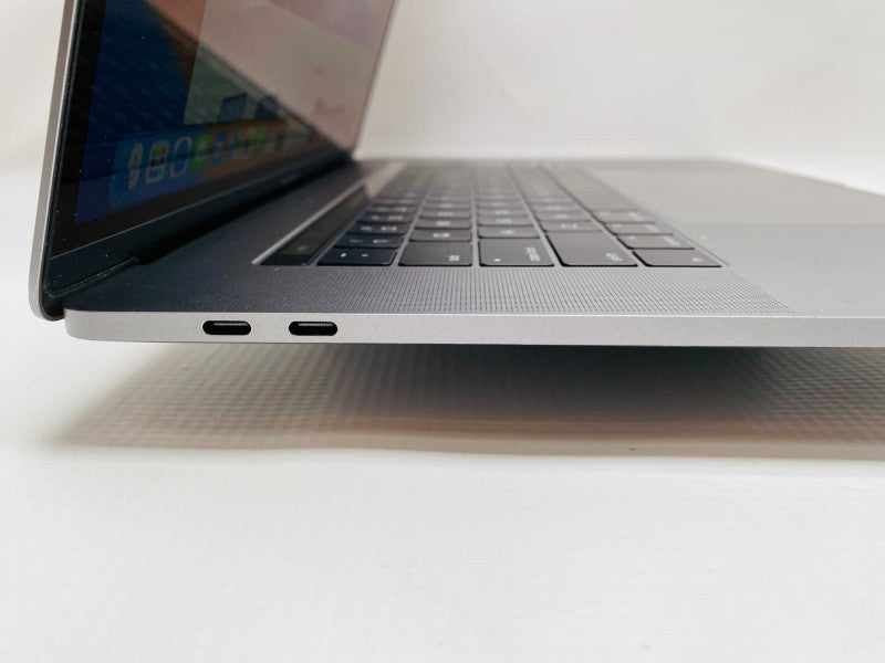MacBook Pro 15-inch TouchBar 2017 with i7-7700HQ CPU 16GB RAM & 250GB READ  -