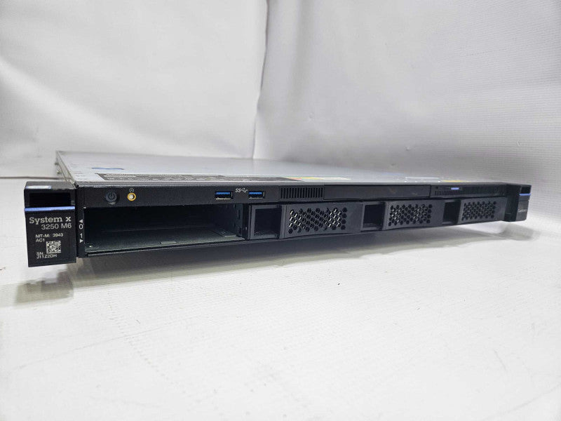 Lenovo System X 3250 M6 Xeon E3-1230 v5 @ 3.40GHz 16 GB Ram 2x PSU )