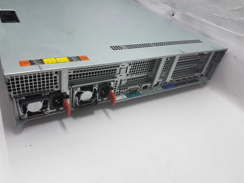 Lenovo Thinkserver RD640 2x Xeon E5-2620 V2 @ 2.10ghz / 16gb ram / read # #