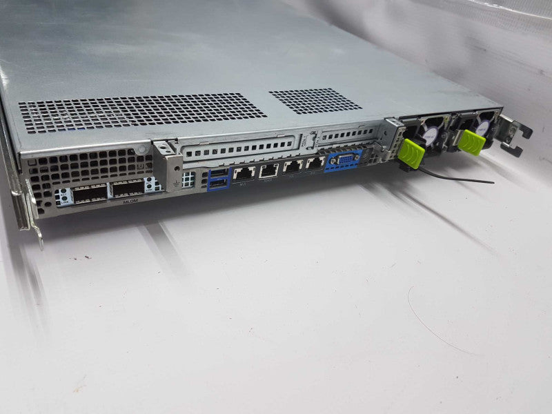 CISCO C220 M4 2x Xeon E5-2690 V4 @ 2.60ghz / 32gb ram / UCSC-MRAID12G #