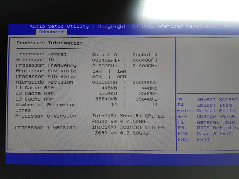 CISCO C220 M4 2x Xeon E5-2690 V4 @ 2.60ghz / 16gb ram / UCSC-MRAID12G #\t #