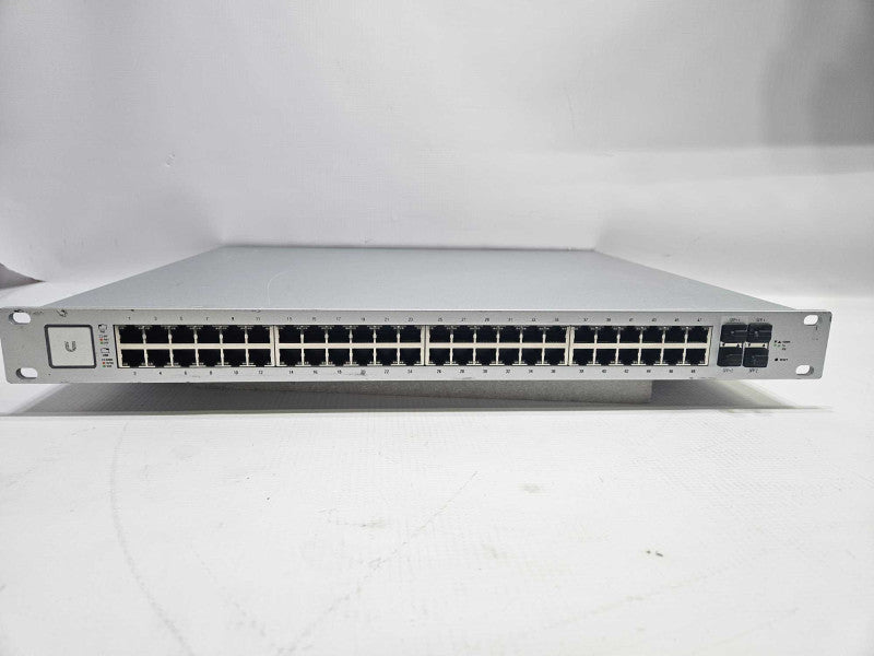 Ubiquiti UniFi US-48-500W 48-Port Gigabit Rack-Mount PoE Switch 2 SPF & 2 SPF )