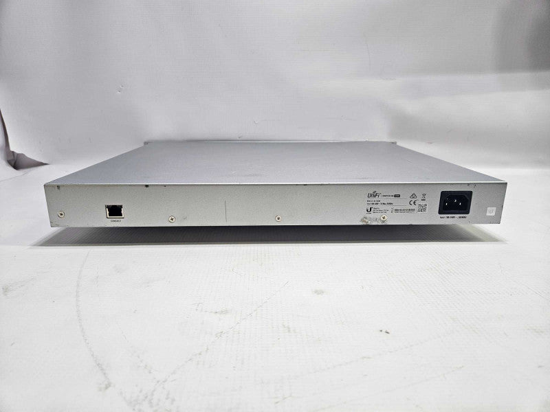 Ubiquiti UniFi US-48-500W 48-Port Gigabit Rack-Mount PoE Switch 2 SPF & 2 SPF )