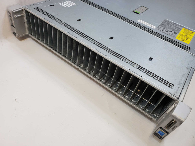 Cisco UCS C240 M4 2x Xeon E5-2660(v3) @ 2.6GHz 32GB DDR4 24x 2.5\\" No HDD (