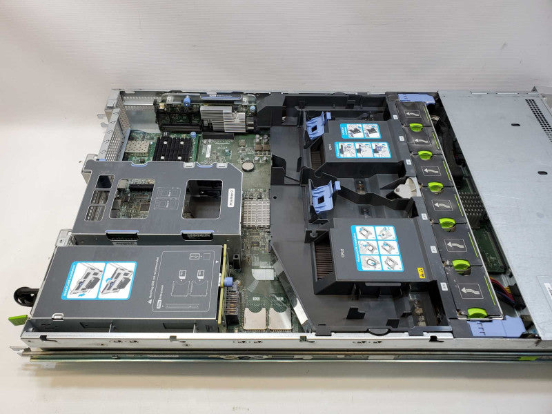 Cisco UCS C240 M4 2x Xeon E5-2660(v3) @ 2.6GHz 32GB DDR4 24x 2.5\\" No HDD (