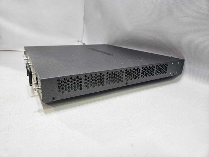 NetGear ProSafe GSM7228PS 24-Port Gigabit L2+ Managed Stackable PoE Switch  )