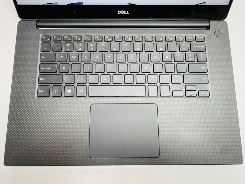 DELL Precision 5520 with i7-7820HQ CPU 32GB RAM & 512GB SSD Storage  -