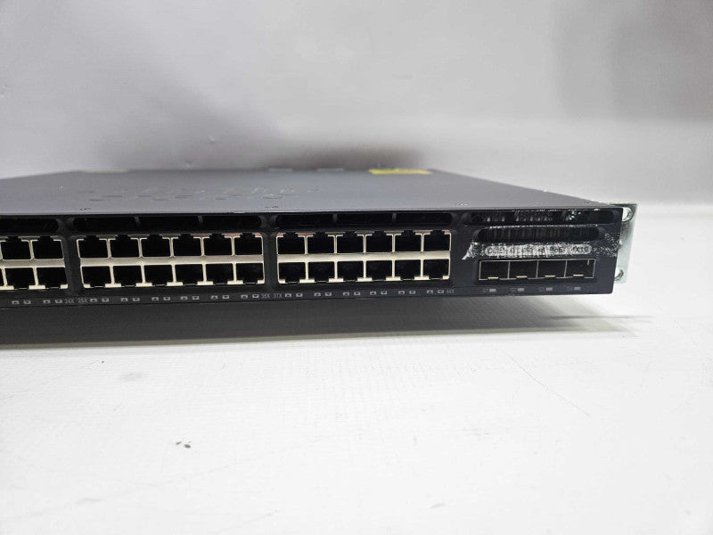 Cisco Catalyst 3650 48 Port PoE 4x1G LAN Base Switch WS-C3650-48PS-S 1x PSU )