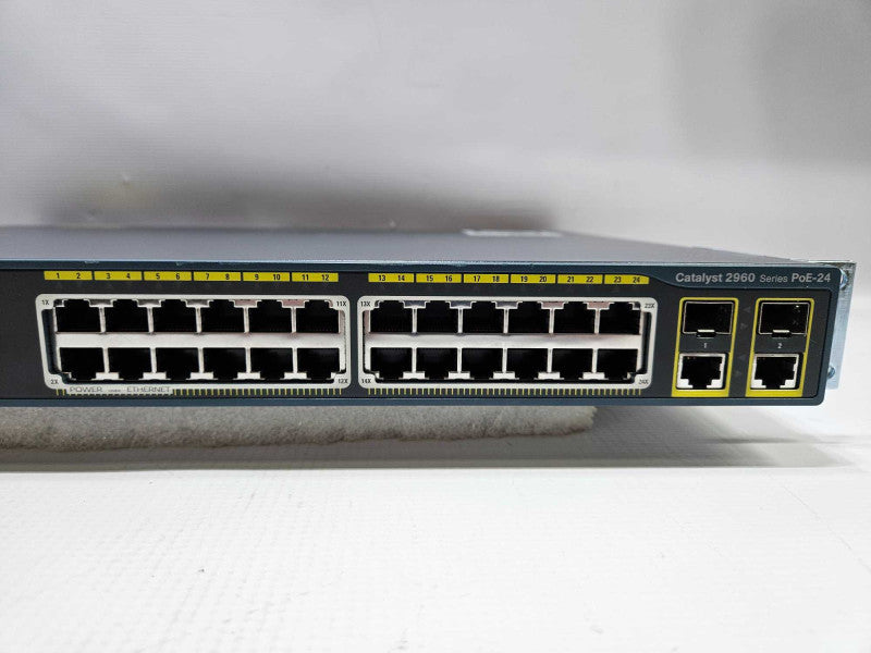 Cisco Catalyst WS-C2960-24PC-L 24 Port PoE Ethernet Switch Q)