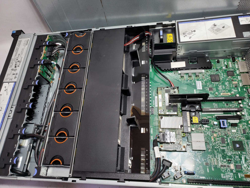 Lenovo System x3650 M5, 2x Xeon E5-2620(v3) 2.4GHz/96GB, M5210, NO HDDs 8x2.5 ~
