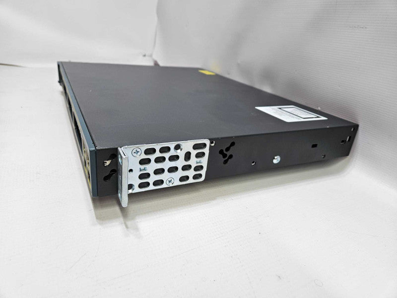 Cisco Catalyst 2960 WS-C2960-48PST-L 48-Ports Rack-Mountable Switch )