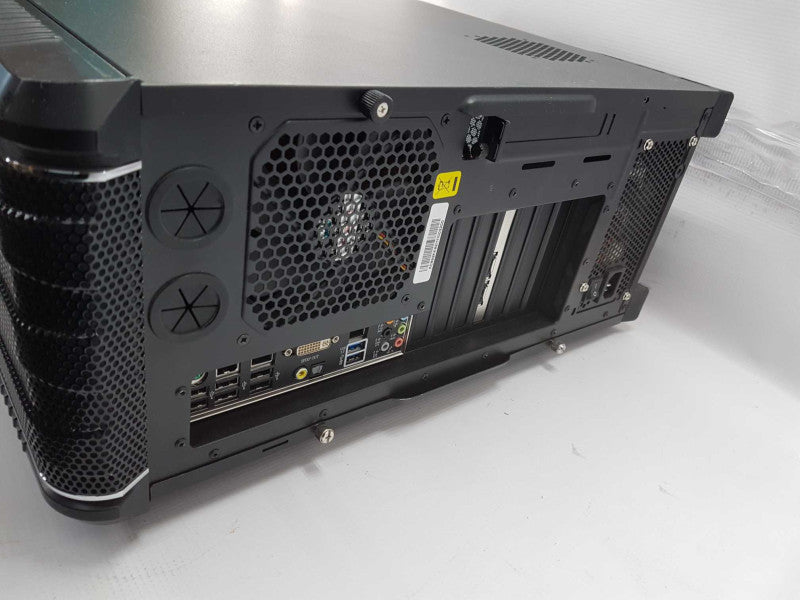 Custom workstation E3-1245 @ 3.30ghz / 32gb ram / asus p8b ws / read #