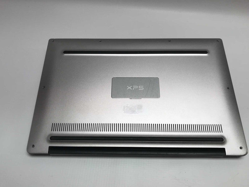 Dell XPS 13 9343 i5-5200U @ 2.30ghz / 8gb ram / 256gb ssd ** READ