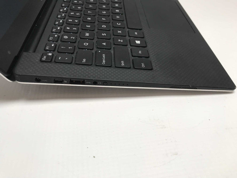 Dell XPS 13 9343 i5-5200U @ 2.30ghz / 8gb ram / 256gb ssd ** READ