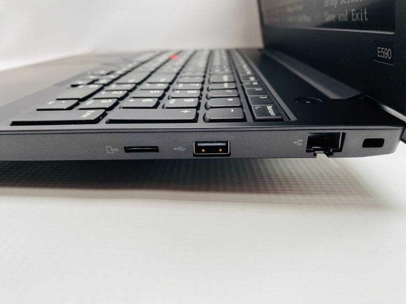 Lenovo ThinkPad E590 with i5-8265U CPU & 16GB RAM READ  -