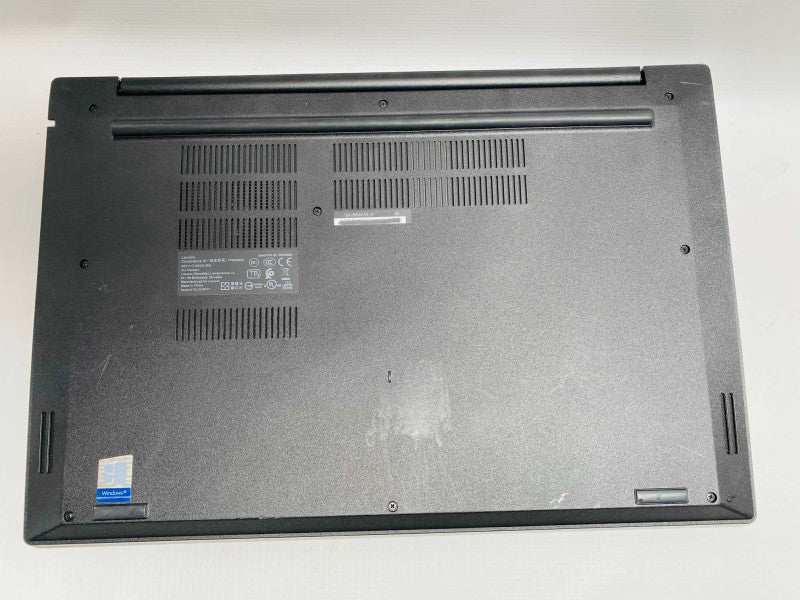 Lenovo ThinkPad E590 with i5-8265U CPU & 16GB RAM READ  -