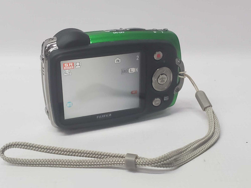 Fujifilm FinePix XP20 14.0 MP/5x ZOOM Digital Camera |