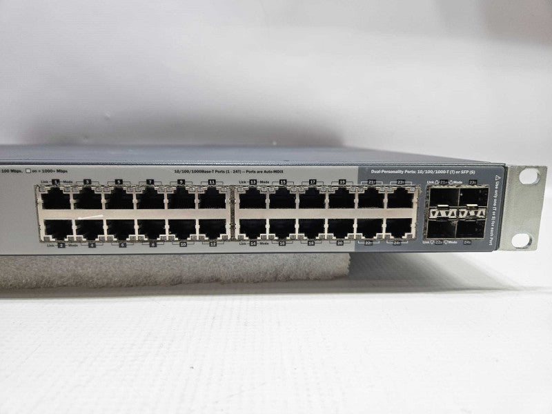 Network Switch HP 2920-24G / J9726A 24-Port with 4 SFP Ports With RackMount )