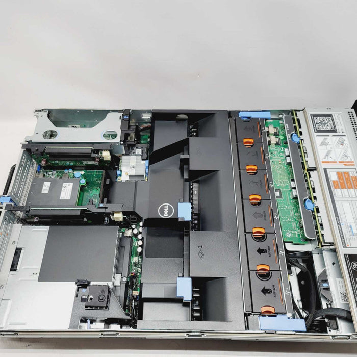 Dell PowerEdge R720 2x Xeon E5-2637 v2 @ 3.50GHz 32GB RAM PERC H710P Mini =