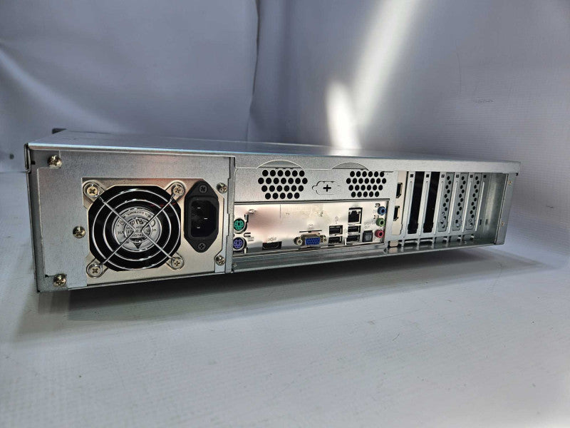 Custom Storage Server- Intel Q9650 @ 3.00GHz 8GB RAM 1x PSU )