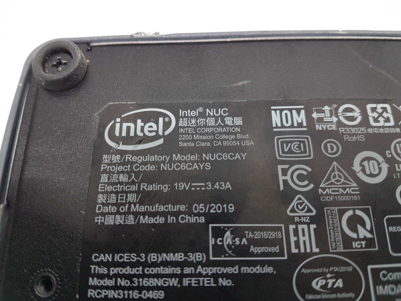 intel NUC NUC6CAYS Celeron J3455 @ 1.50ghz / 8gb ram / READ #