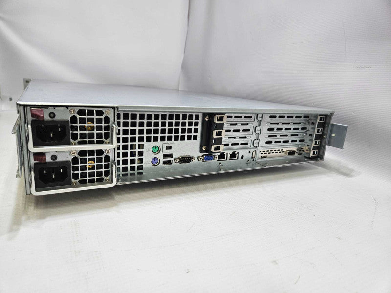 SnapServer N2000 Storage Server- 1X Xeon E5520 @ 2.27GHz 2 GB RAM 2x PSU )