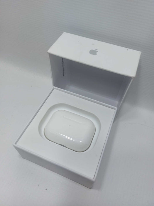Apple AirPods Pro with Wireless Charging Case