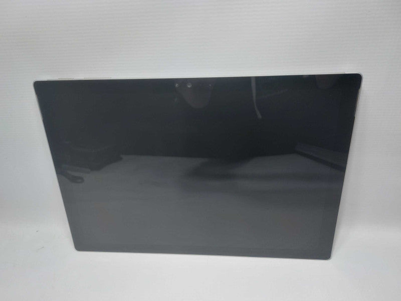Microsoft Surface Pro 4 i7-6650U @ 2.20ghz / 8gb ram / 256gb