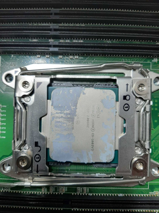 Dell Precision T5810 Xeon E5-1603 v3 No HDD/RAM NVS310 READ $