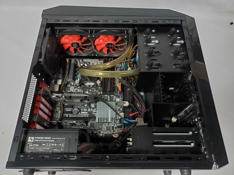 Blackbox Custom PC, Gigabyte GA-Z68X-UD3H-B3, i7-2700K, 16GB DDR3 |