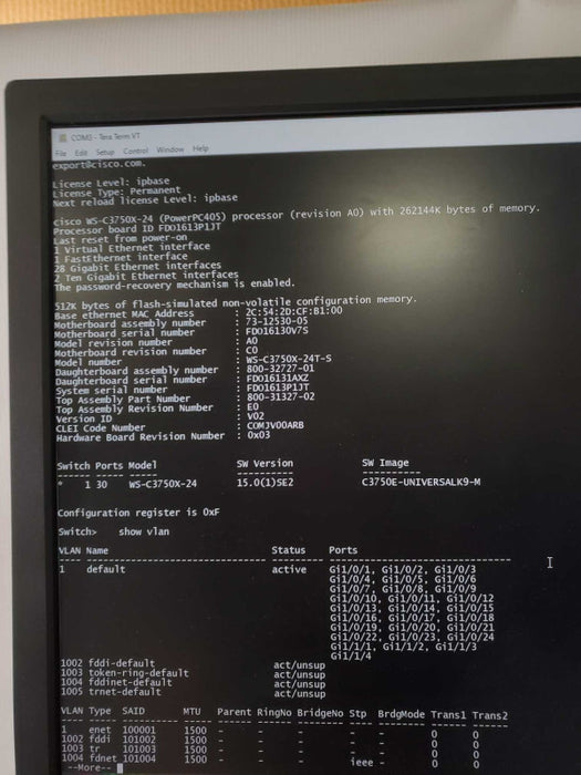 Cisco Catalys 3750-X Series WS-C3750X-24T-S, ~