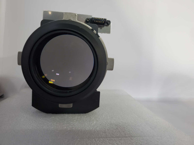 Christie 2-2.8:1 0.95\\" SXGA+ / 1.8-2.6:1 CT 0.95\\"  AS-IS ~